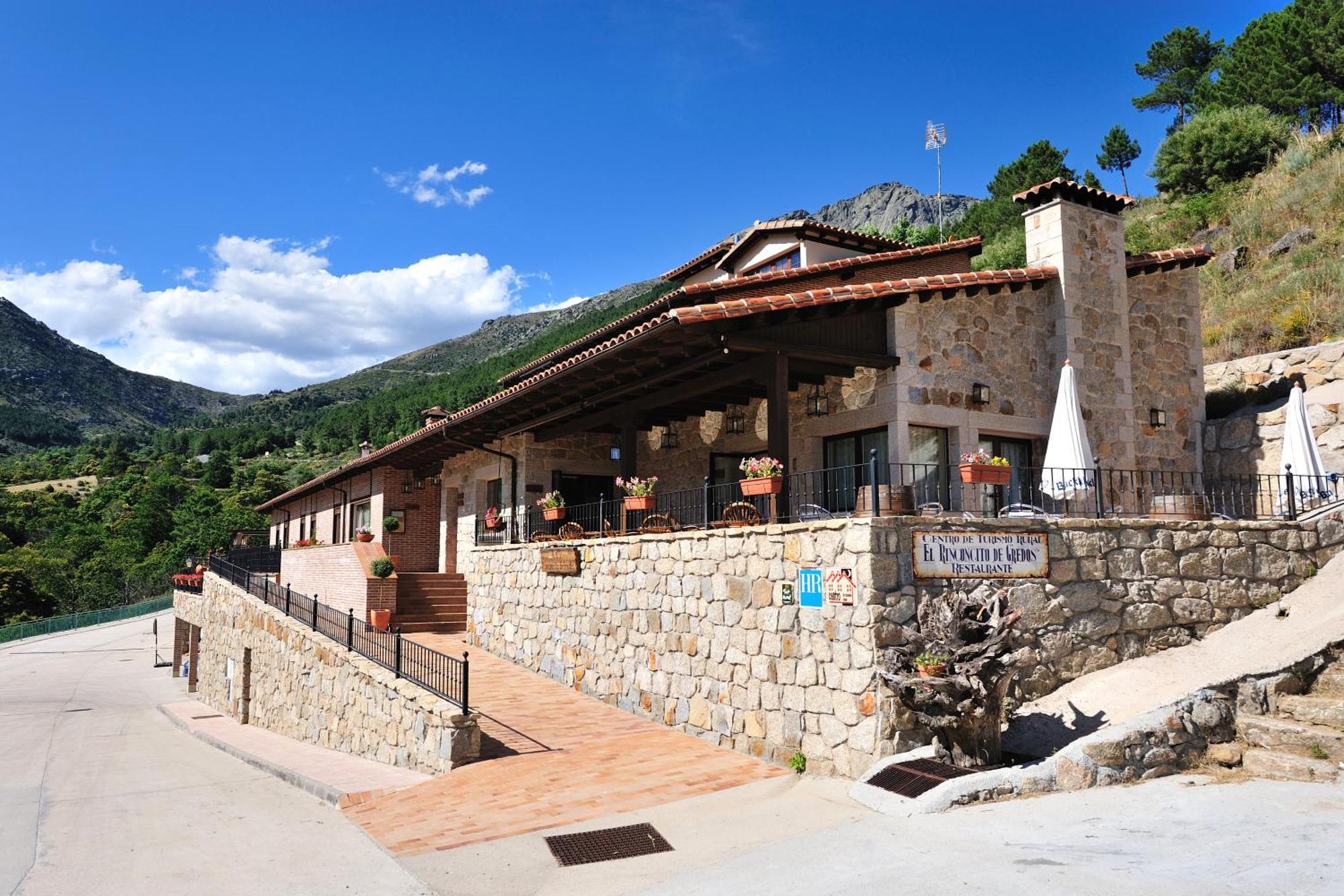 Hotel Rural Y Restaurante, Rinconcito De Gredos Cuevas Del Valle Exterior foto